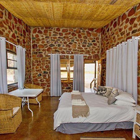 Brandberg White Lady Lodge Uis Екстер'єр фото
