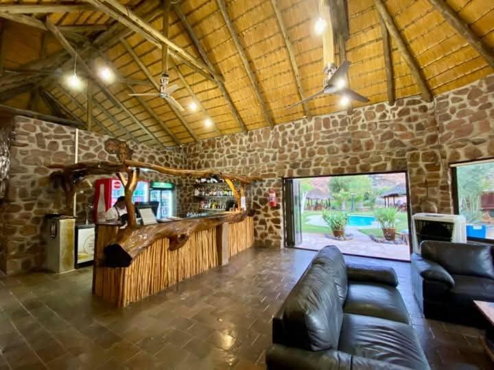 Brandberg White Lady Lodge Uis Екстер'єр фото