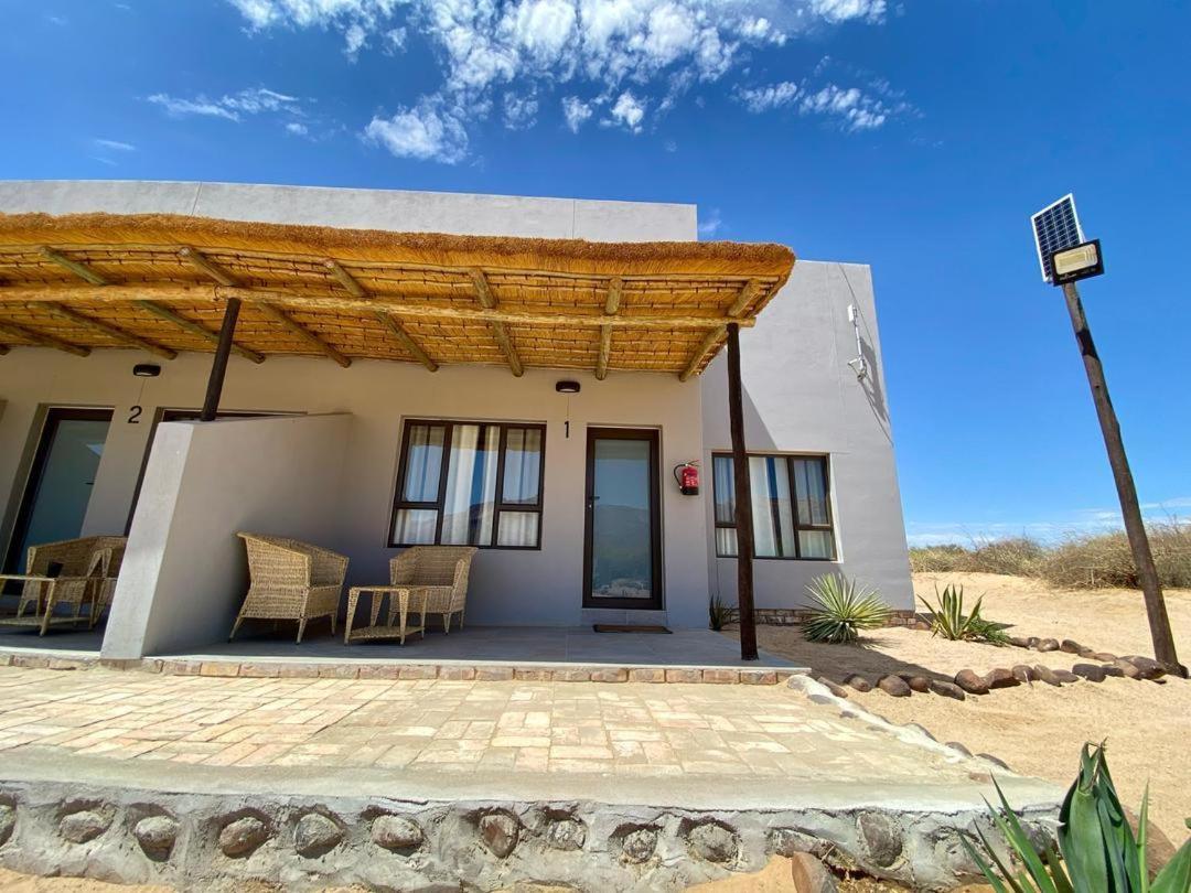 Brandberg White Lady Lodge Uis Екстер'єр фото