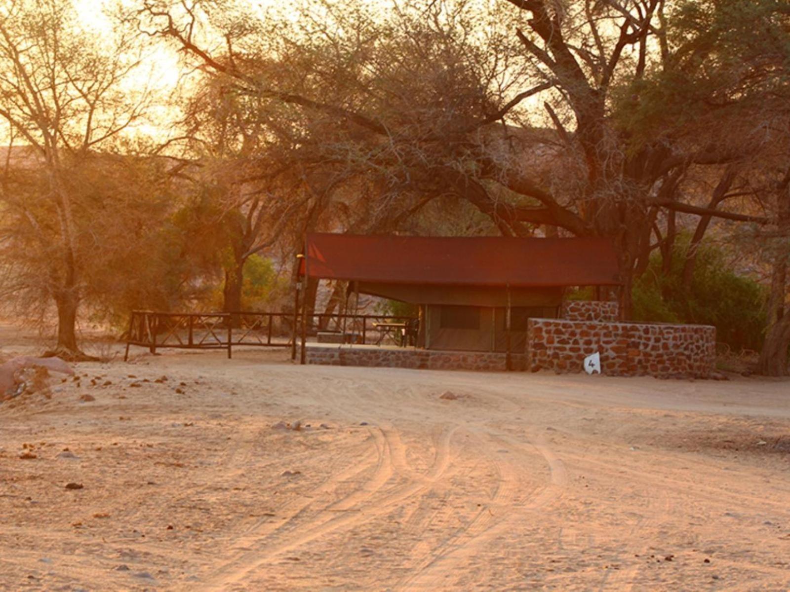 Brandberg White Lady Lodge Uis Екстер'єр фото