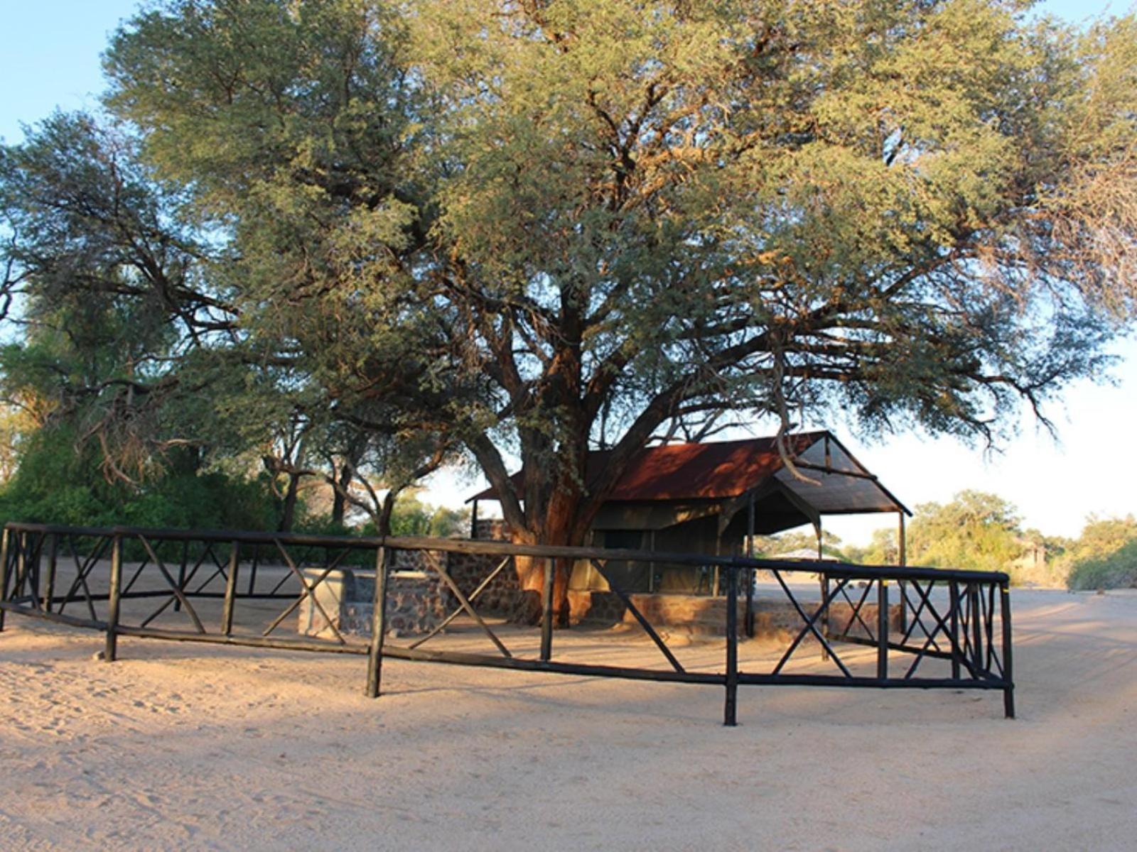Brandberg White Lady Lodge Uis Екстер'єр фото